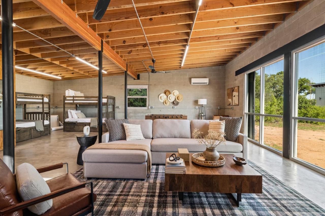 Lazo House - Riverfront With Overlooking Llano River Экстерьер фото