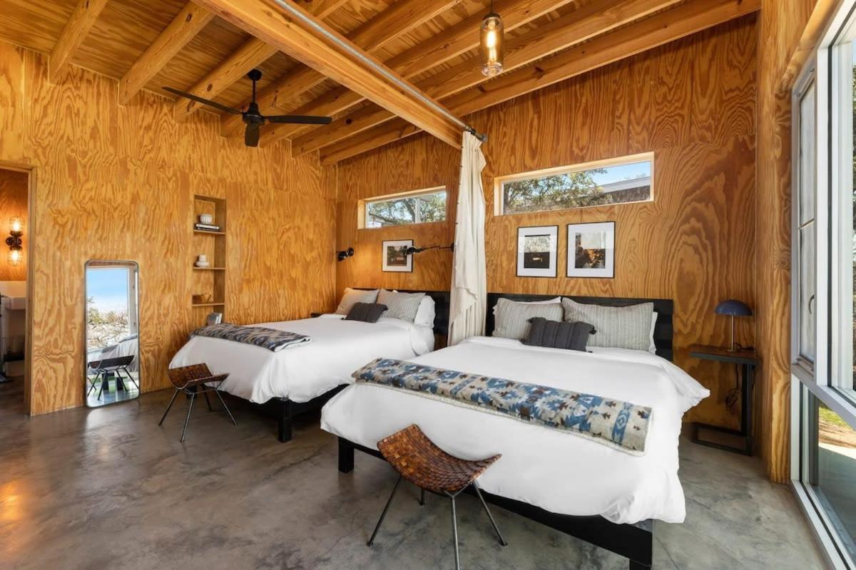 Lazo House - Riverfront With Overlooking Llano River Экстерьер фото
