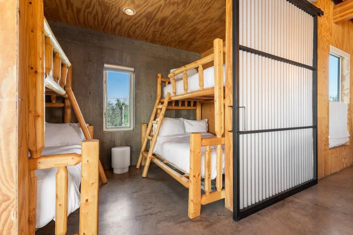 Lazo House - Riverfront With Overlooking Llano River Экстерьер фото